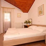 By The Sea Apartman Mali Lošinj