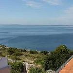 Apartament By The Sea
