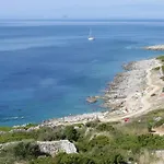 Apartament By The Sea
