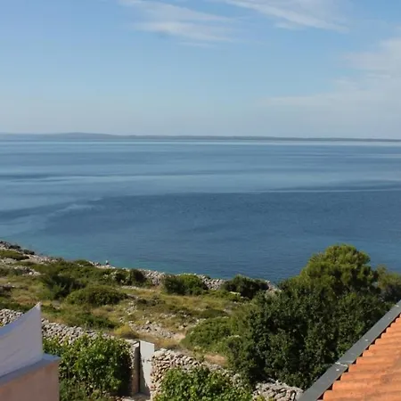 Apartment By The Sea